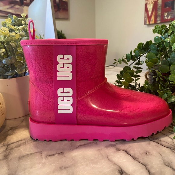 UGG Classic Clear Pink Mini Boot - Picture 6 of 7